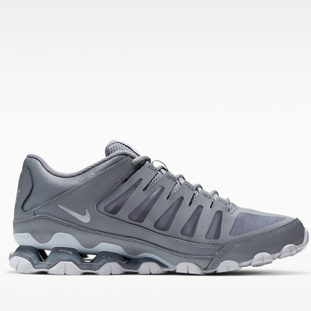 Nike Reax 8 TR Men's Workout Grey Low-Top Sneakers- 9.5